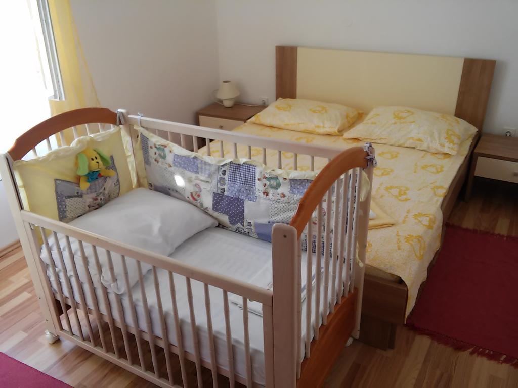 Apartment Karla Jadrtovac Δωμάτιο φωτογραφία