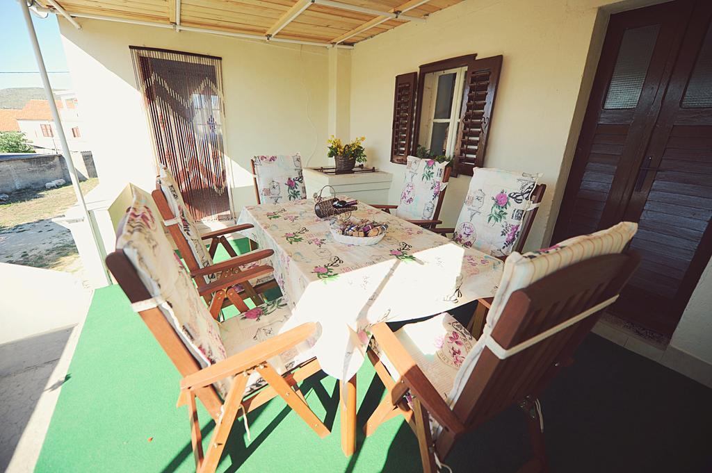 Apartment Karla Jadrtovac Δωμάτιο φωτογραφία