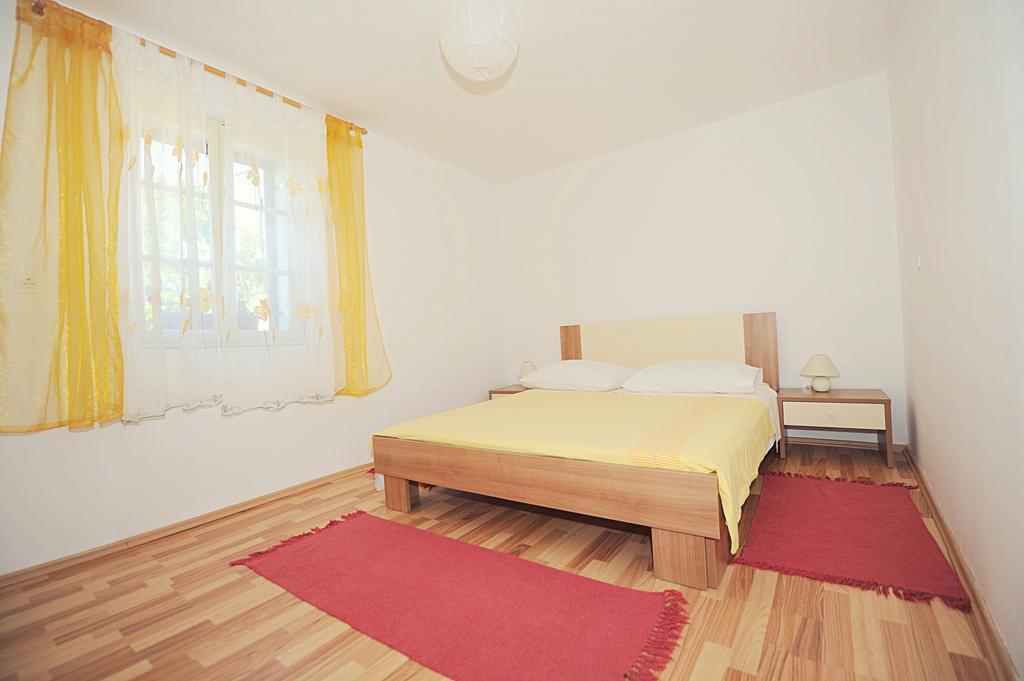 Apartment Karla Jadrtovac Δωμάτιο φωτογραφία